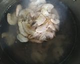 Foto langkah ke 1 dari resep Udang sayur santan.