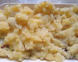 A picture of step 2 of Kachori aur aloo ki tarkari.