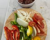 Hình bước làm 1 của món Bò xào ngũ sắc (ớt chuông)