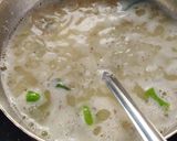 A picture of step 2 of Cashwenut upma.