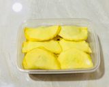 Foto langkah ke 4 dari resep Telur dadar mini isi udang.
