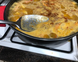 Foto del paso 9 de la receta: Pollo con fideos y gambones