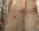 Hình bước làm 1 của món Cá tuyết áp chảo cùng miso