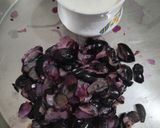 A picture of step 1 of Jamun Lassi.