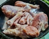 Foto del paso 1 de la receta: PATAS DE POLLO🐥AL Ajiaco🍗🌽🌿 Colombiano...!🇨🇴