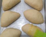 Foto langkah ke 5 dari resep Roti Abon mozarella.