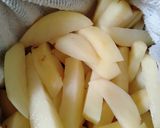 Foto langkah ke 1 dari resep Kentang goreng kriuk diluar empuk didalam ANTI RIBET.