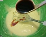 Foto langkah ke 6 dari resep "Bolu caramel simple".
