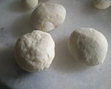 A picture of step 3 of Raj Kachori.