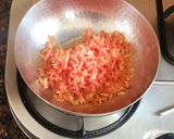 A picture of step 2 of Gajar halwa.