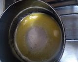 A picture of step 2 of White sauce pasta.