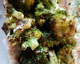 A picture of step 7 of Mediterranean Broccoli Sandwich.