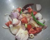 A picture of step 3 of Fish Spring Onion Gravy.