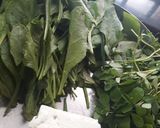A picture of step 1 of Palak paneer.