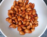 Foto langkah ke 1 dari resep Almond Dates Milk Homemade enaakk.
