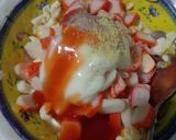 Foto langkah ke 2 dari resep Lumpia Crabstick Telur.