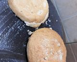 A picture of step 4 of Cheesy Veg Bun.
