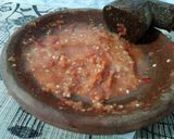Foto langkah ke 1 dari resep Sambal daun bawang.