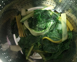 Foto del paso 1 de la receta: Panzotti de acelga y ricota