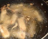 A picture of step 4 of Paneer pakoda.