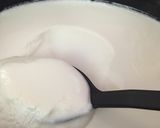 A picture of step 7 of Crockpot Greek Yogurt.