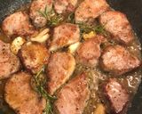 Szűzérme burgonyapürével, zöldbabbal recept fázis 6 fotója