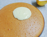 Foto del paso 6 de la receta: Disco de bizcocho con natillas, virutas de chocolate y whisky