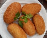 Foto langkah ke 16 dari resep Roti goreng isi kari ayam.