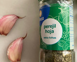 Foto del paso 1 de la receta: Bacalao skrei fresco en salsa de cebolla con tarrina de arroz integral