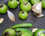 Foto del paso 2 de la receta: Salsa verde asada