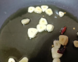 Foto del paso 1 de la receta: Pasta elicoidal en salsa de pomodoro y gambas