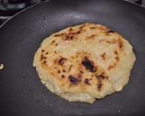 Foto del paso 5 de la receta: Arepa🫓de maíz🌽peto con relleno🥓hawaiano🧀🍍🥯