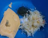 Foto langkah ke 2 dari resep Garlic Cheese Cookies.