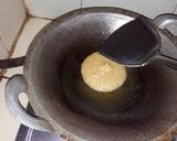 Foto langkah ke 4 dari resep Kue cucur empuk.