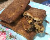 Foto langkah ke 6 dari resep Roti goreng isi pisang coklat simple.