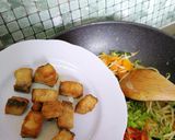 Gambar langkah 7 resipi Taugeh Goreng Talang Masin.