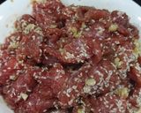 Hình bước làm 1 của món Bò né cuốn bánh tráng