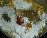 A picture of step 1 of American crispy corn chat.