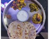 भोगी स्पेशल / भोगीची भाजी (bhogichi bhaji recipe in marathi) रेसिपी स्टेप 2 फोटो 