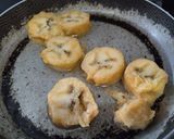 Foto del paso 1 de la receta: Arepas de plátano macho/hartón maduro🫓🥯🍌