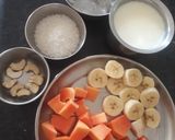 पपीता केला स्मूदी(papita kela smoothie recipe in hindi) रेसिपी चरण 1 फोटो