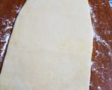 A picture of step 5 of Sausage rolls in puff pastry.