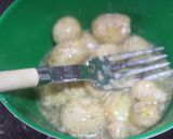 Foto del paso 3 de la receta: Patatas y gambas rebozadas