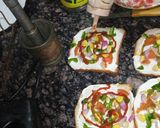 A picture of step 4 of Bread Pizza.