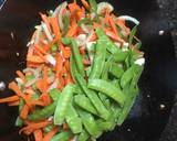Pancit w Shrimps and Chicken recipe step 2 photo