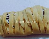 Foto langkah ke 3 dari resep Strudel Pisang Coklat Keju.
