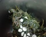 A picture of step 3 of Bathua Saag.