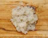 A picture of step 1 of Japanese Shrimp Toast or Hatoshi (ハトシの作り方) with gluten free option.