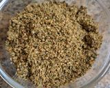 A picture of step 4 of Curry leaves chutney.