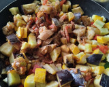 Foto del paso 3 de la receta: Estofado🥘🍱🍲 de berenjena🍆 y calabacin🍛🥙🍚